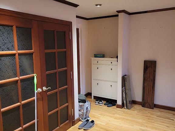 4th image of 2629 E 23rd St APT 1B