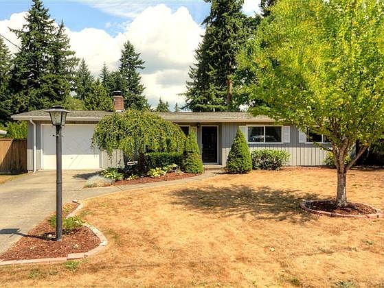 2nd image of 8310 133rd Ave NE