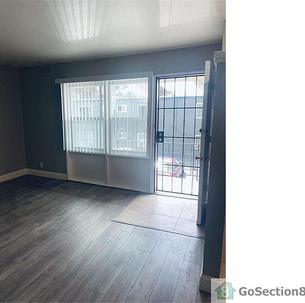 1st image of 6638 Macarthur Blvd #21
