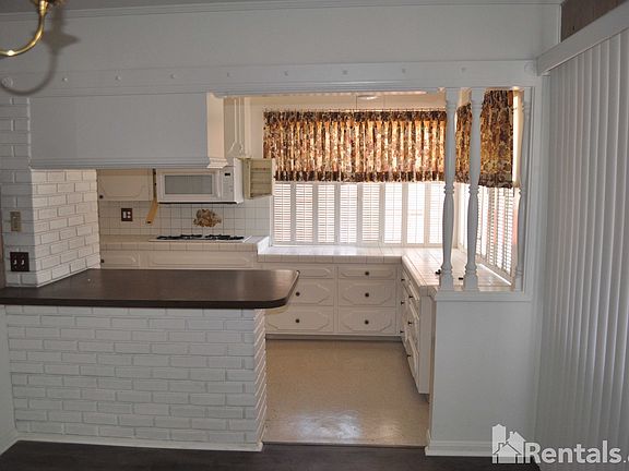 3rd image of 3354 Copley Ave