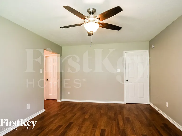 503 Mesquite Dr — Photo 7