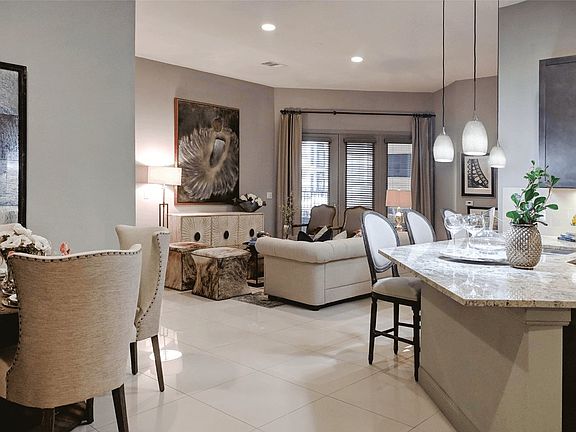 4th image of 770 Xenia Ave S #383