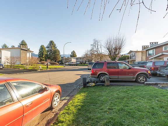 2nd image of 45408 Spartan Cres