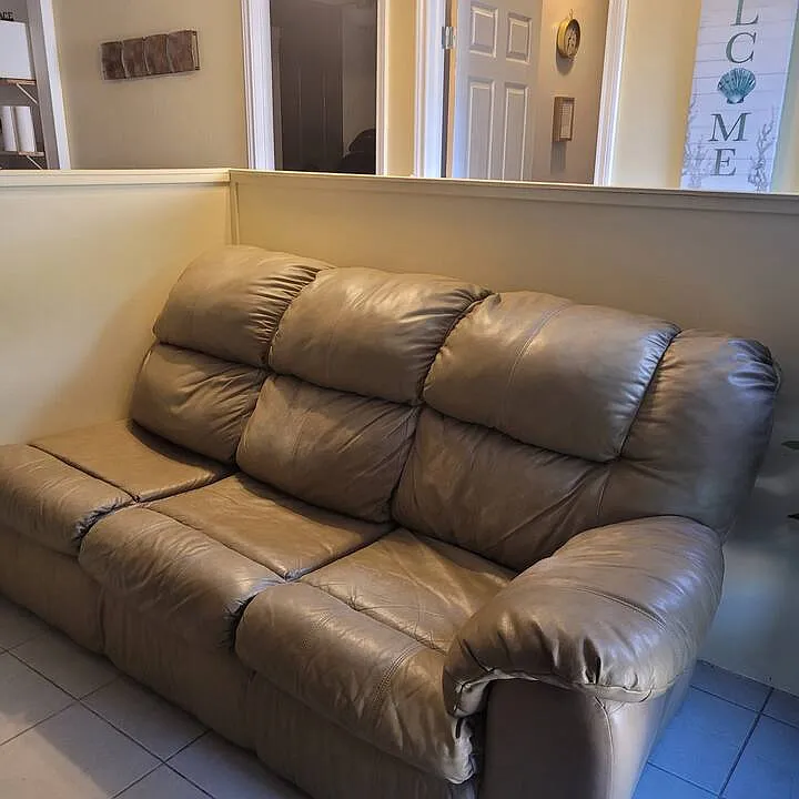 2 bed, 700 sqft, $850 — Photo 3