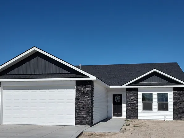 1058 Tanglewood St, Burley, ID 83318