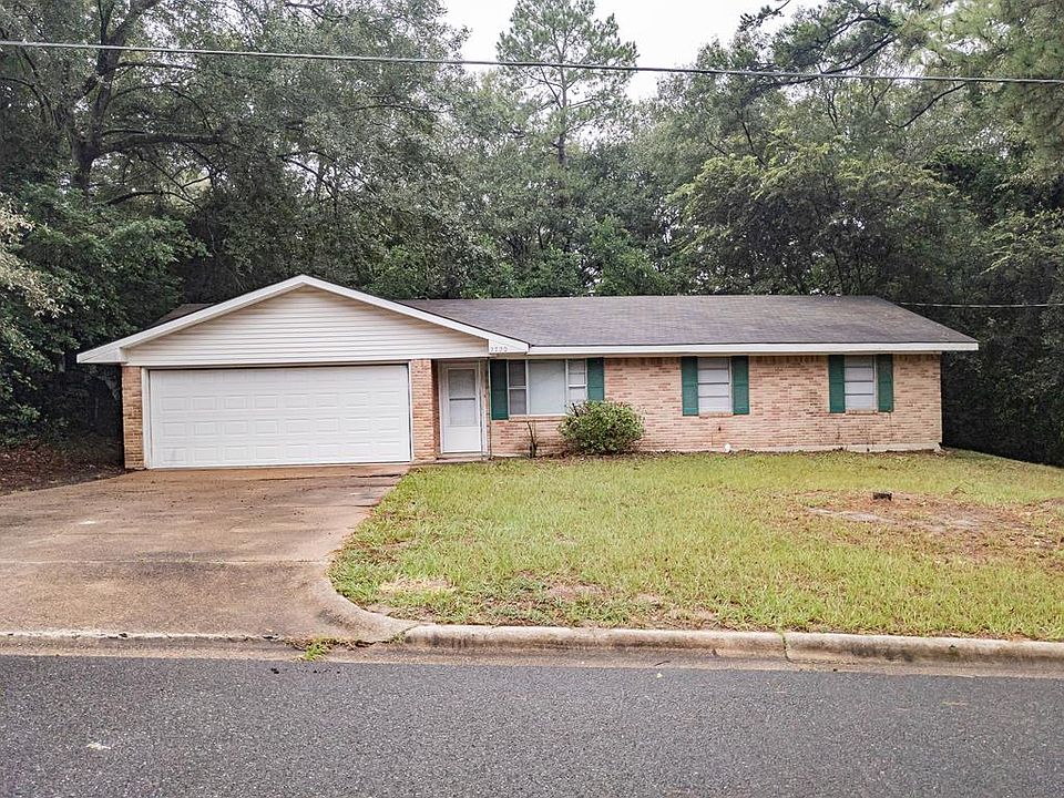 1st image of 2720 Sullivan Dr