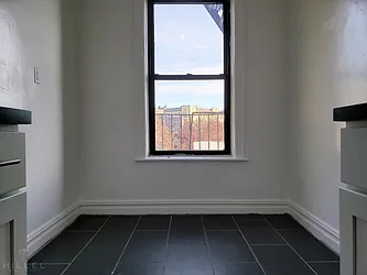 Rented by Hillel Realty Group