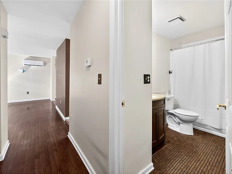 8237 Mantova Dr — Photo 31