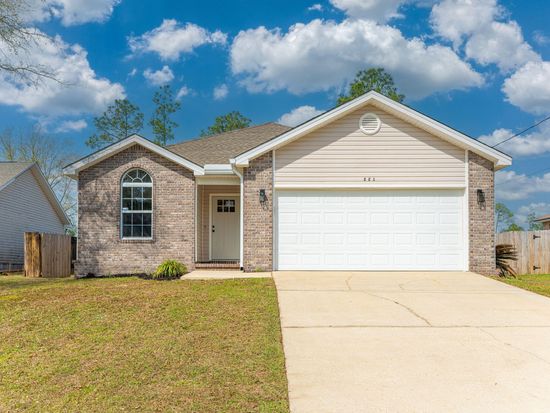 221 Tiffot Ct, Crestview, FL 32539