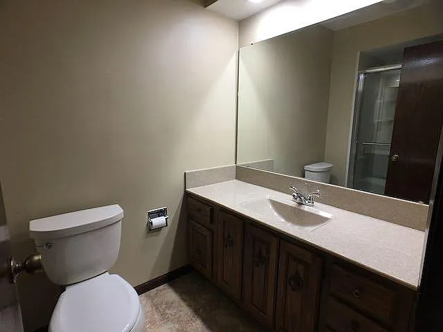 Master bathroom.