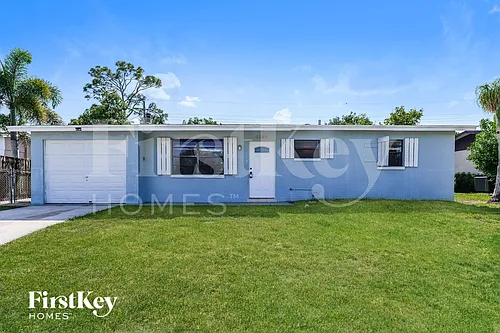 1389 Meadowbrook Dr Photo 1