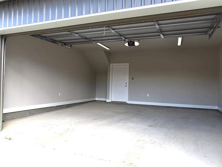 210 Spoonbill Dr — Photo 8