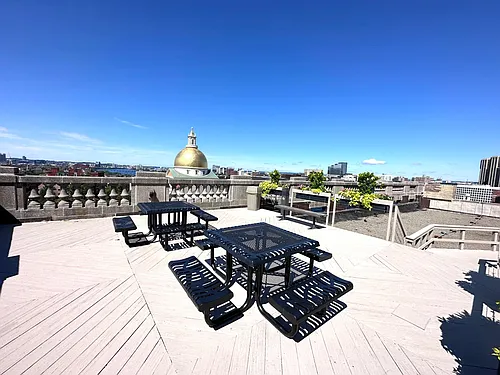 21 Beacon St #2T Photo 1