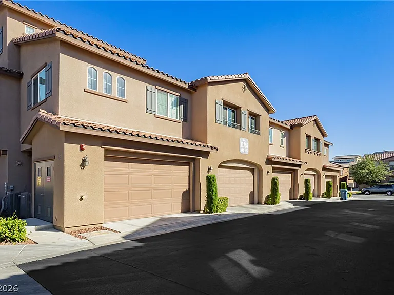11368 Belmont Lake Dr #102 — Photo 3