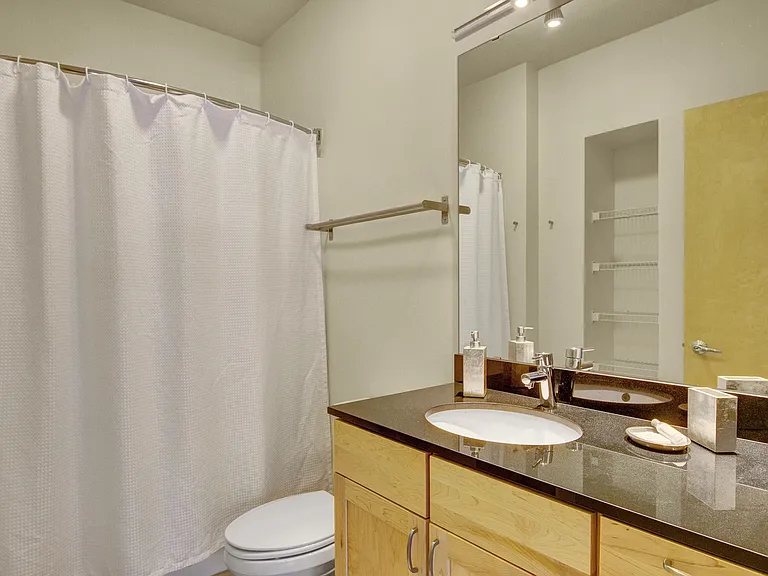 7west — Photo 12