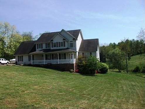 3rd image of 110 Teel Ct