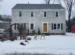 9 Riverbank Cir UNIT 9, Haverhill, MA 01835