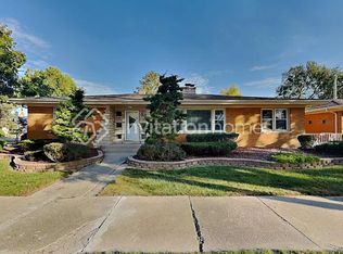 10020 Kent St, Chicago, IL 60154