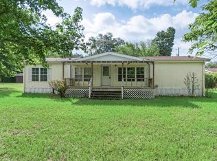 507 Hallsville Hts, Longview, TX 75602