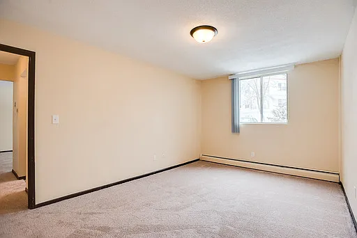 Woodbridge Terrace Apartments — Photo 20