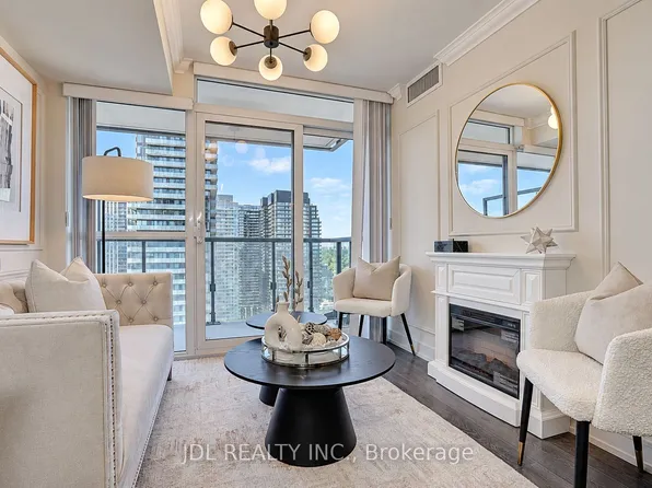 125 Redpath Ave #2801, Toronto, ON M4S 0B5