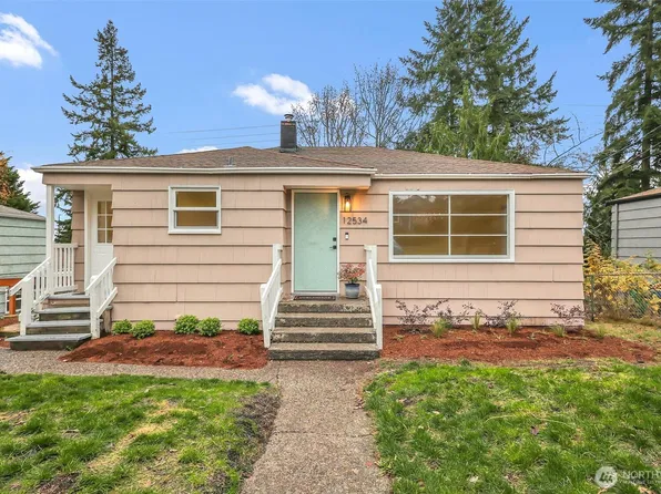 12534 North Park Avenue N, Seattle, WA 98133