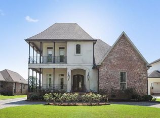 333 Citrus Rd, River Ridge, LA 70123