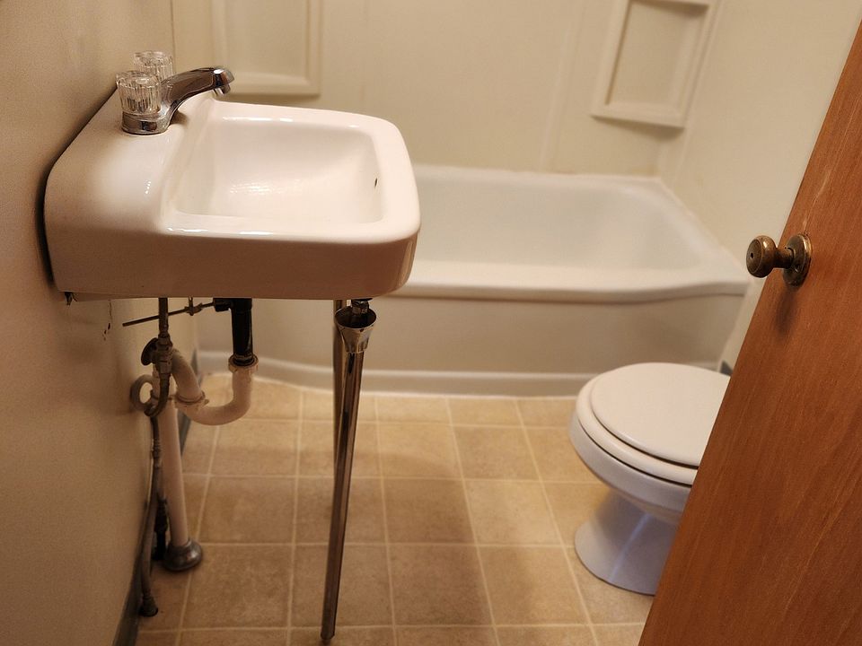 1st image of 209 Gilman St #6