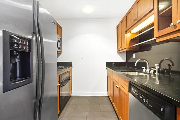 Rented by Corcoran | media 3