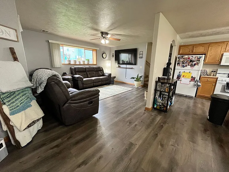 8204 S Hughes Ave #2 — Photo 10
