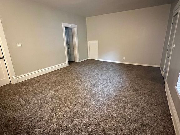 4th image of 711 SW Buchanan St APT 1