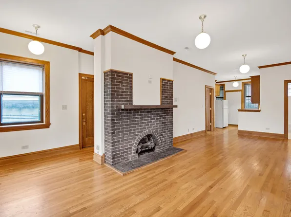 1809 W Patterson Ave #2, Chicago, IL 60613