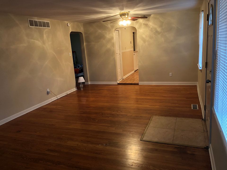 1st image of 9028 Bessemer Ave