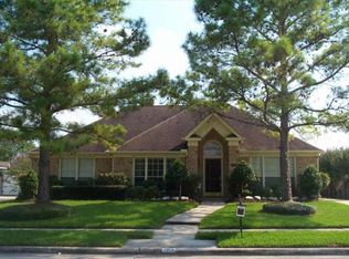3906 Village Corner Dr, Houston, TX 77059