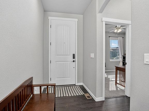 4th image of 347 Linden Oaks Dr