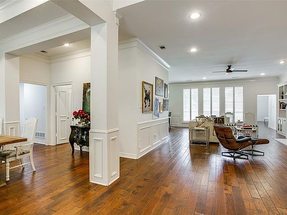 5th image of 350 Glenrose Ct