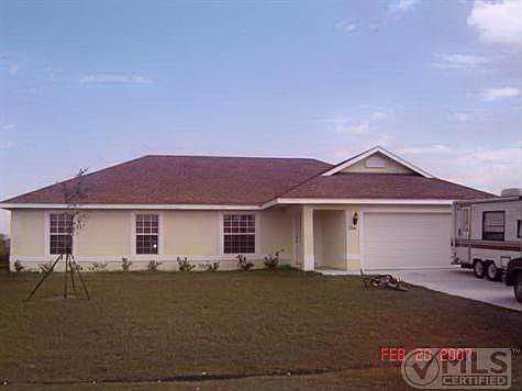 2nd image of 1541 SE Crowberry Dr