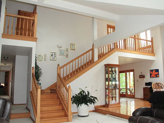Great Room/Oak Staircase