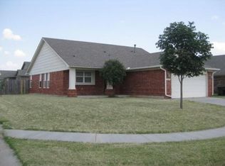 1812 Clearwater Dr, Norman, OK 73071