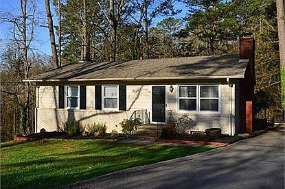3rd image of 7225 Merriwood Dr
