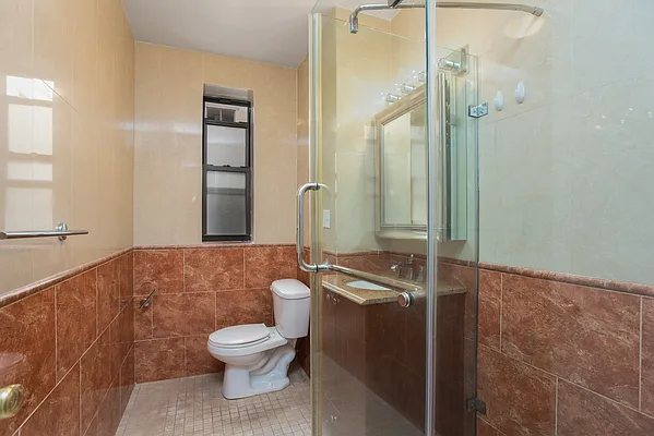 Rented by Emor Management Inc. | media 23