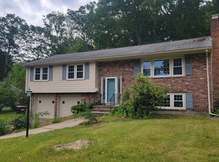 25 Ridley Rd, Dedham, MA 02026