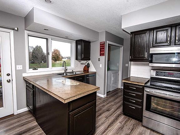 5th image of 3643 E Pamela Dr
