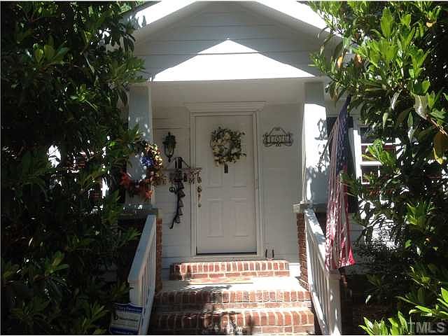 1st image of 106 S Tunstall Ave