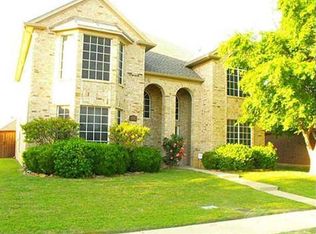 1305 Pelham Ln, Lewisville, TX 75077