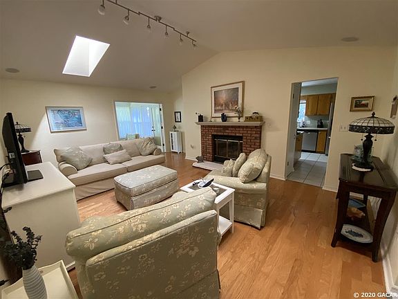 3rd image of 10738 NW 31st Pl