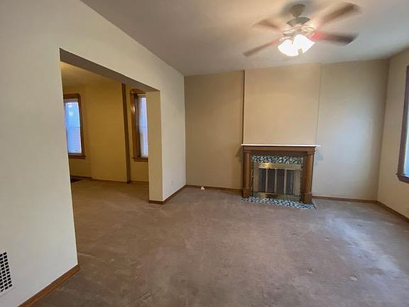 2nd image of 4606 Louisiana Ave #1F