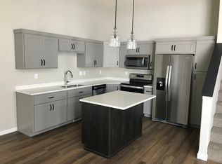 1133 22nd Ave W #2152, West Fargo, ND 58078