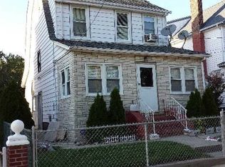 21516 110th Ave, Queens Village, NY 11429