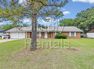 3 Timberside Dr, Greenville, TX 75402